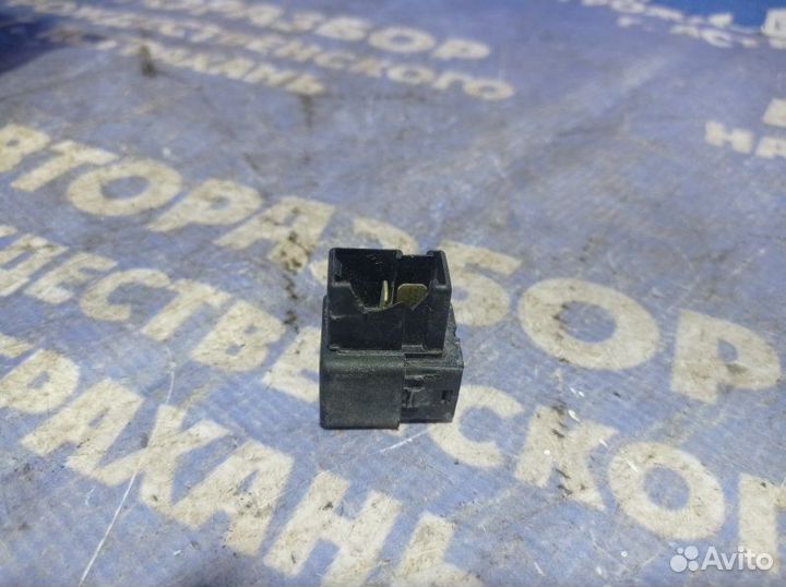 Датчик педали тормоза Hyundai Elantra Xd седан