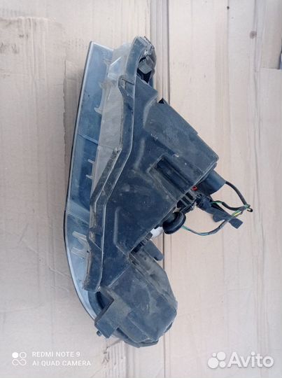 Фара правая LADA Vesta