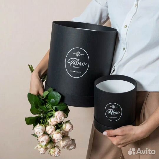 Шляпная коробка на заказ с лого