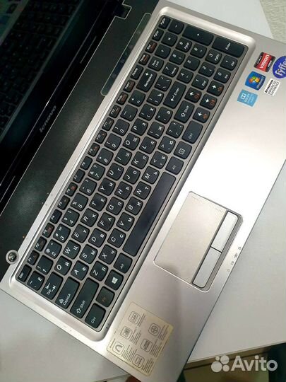 Ноутбук lenovo Z565