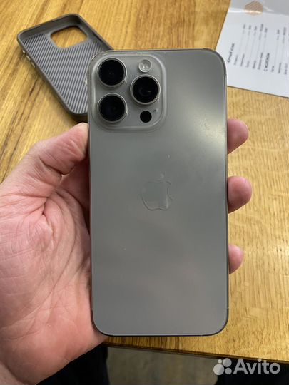 iPhone 15 Pro, 256 ГБ