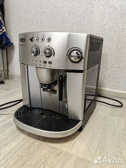 Кофемашина DeLonghi magnifica esam 4200.S