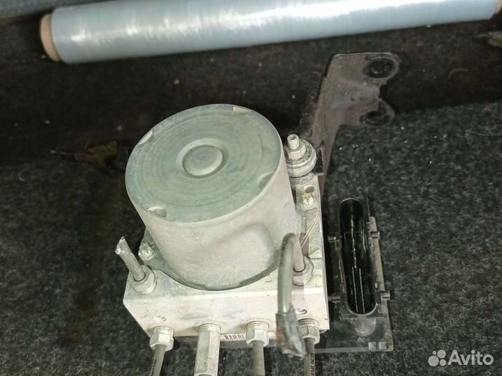 Блок абс камри 40