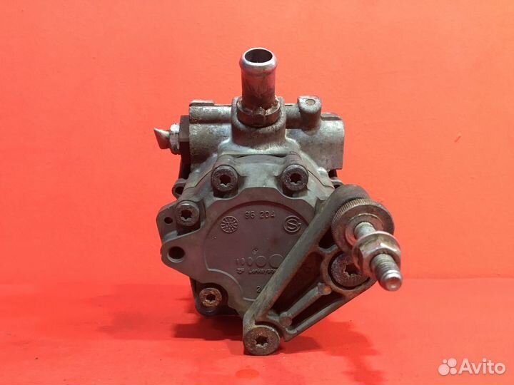 Насос гура Land Rover Range Rover 3 Lm SUV M62B44