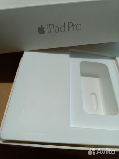 Коробки от техники apple