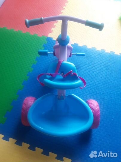 Детский трехколесный велосипед новый