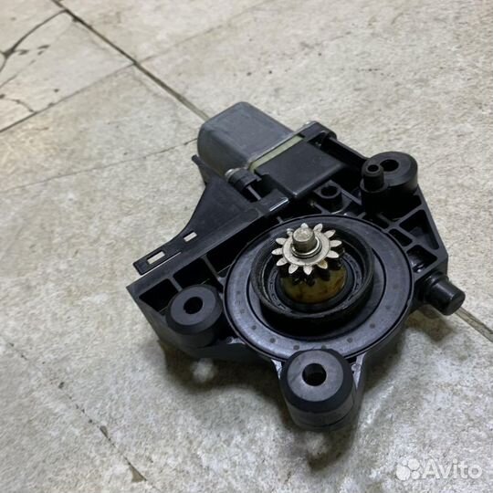 Моторчик стеклоподъемника Ford Focus 2 CB4 2008-20