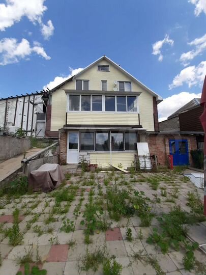 Дом 320 м² на участке 10 сот.