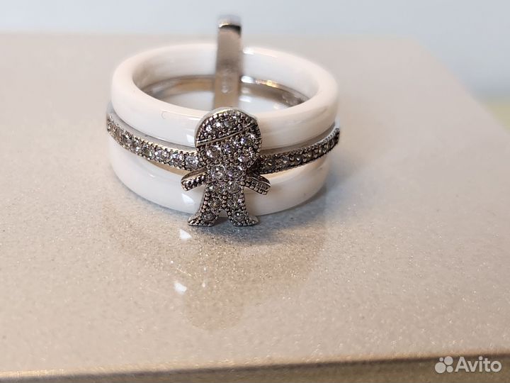 Кольцо женское