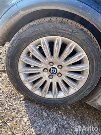 Pirelli Cinturato P7 235/50 R17 96W