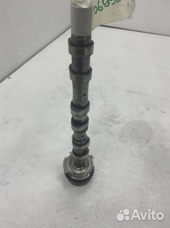 Распредвал выпускной A2760505901