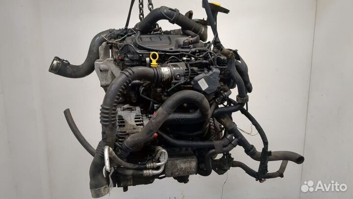 Двигатель Opel Vivaro, 2015