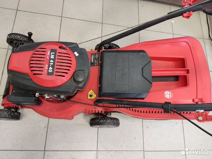 Газонокосилка бензиновая DDE LM 41-40