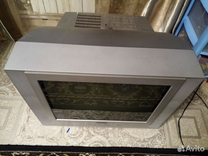 Телевизор samsung