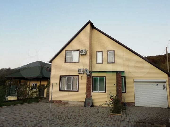 Дом 164 м² на участке 7 сот.