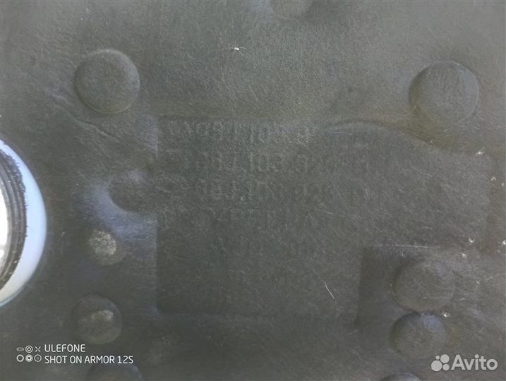 Крышка двигателя декоративная Volkswagen Tiguan 5N