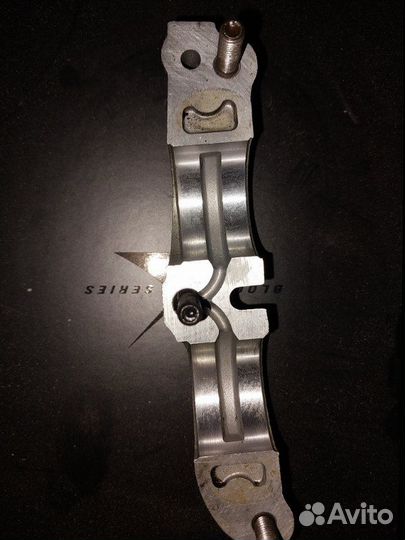 Бугель распредвала Nissan Pathfinder 51 YD25DDT