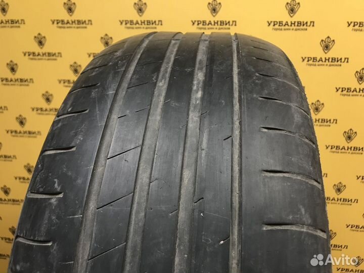 Goodyear EfficientGrip 225/55 R17 101H