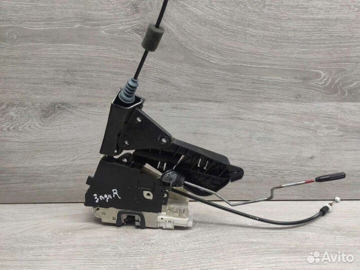 Замок двери Mercedes M W164