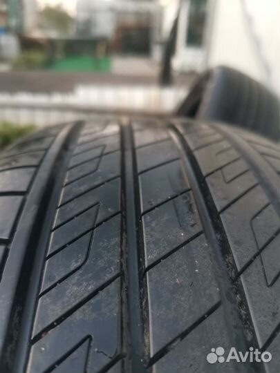 Kumho Solus HS63 225/55 R18