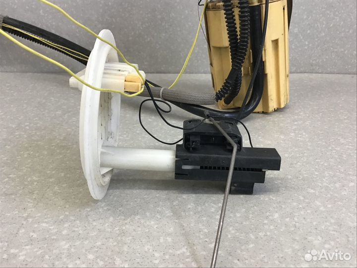 Насос топливный электрический Volvo XC90 2002-2015