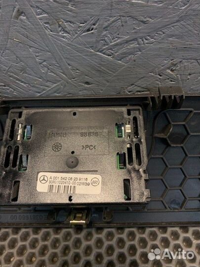 Крышка динамика задняя Mercedes-Benz Sl500 230.475