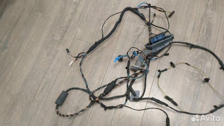 Проводка двери передняя правая Bmw 750Lix F02 N63