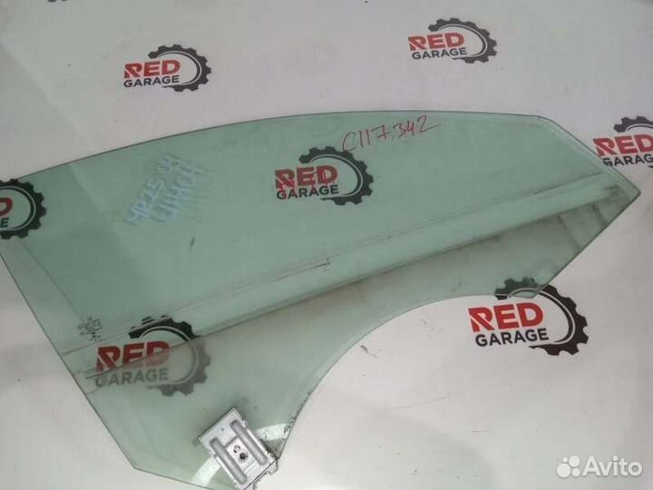 Стекло двери переднее правое Mercedes-Benz