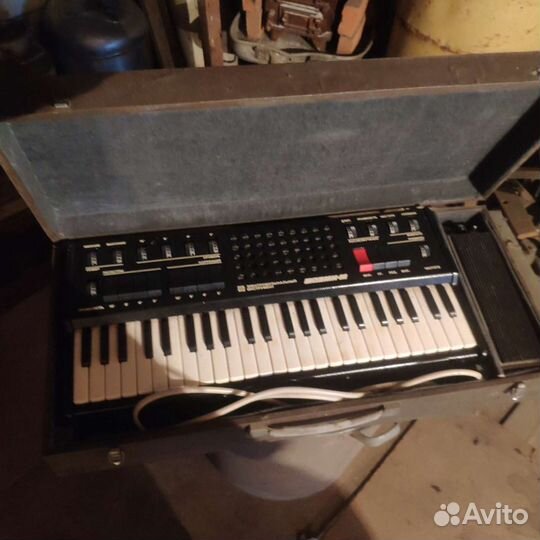 Электронный синтезатор