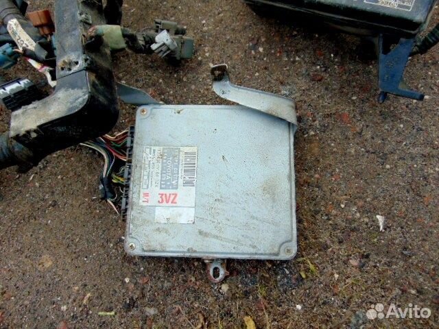 Блок управления двигателем Toyota 4runner 3VZE