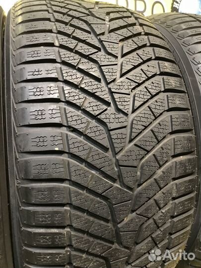 Yokohama W.Drive V905 295/40 R21 111W