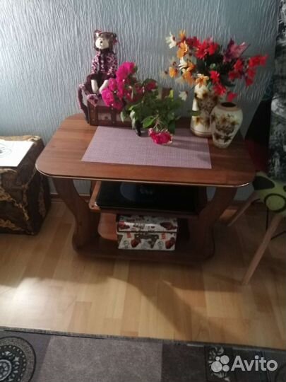 Журнальный стол