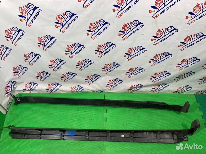 Накладка порога Acura Mdx YD2 J37A1 2008