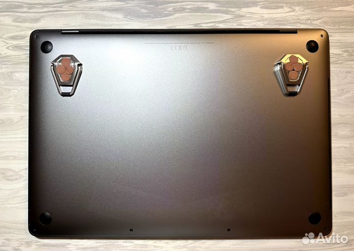 Macbook pro 16 2019 i7 + подарки