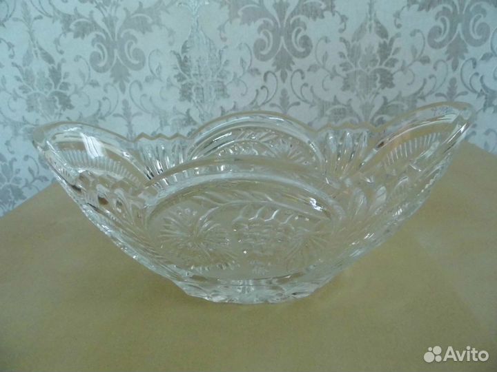 Вазы хрустальные