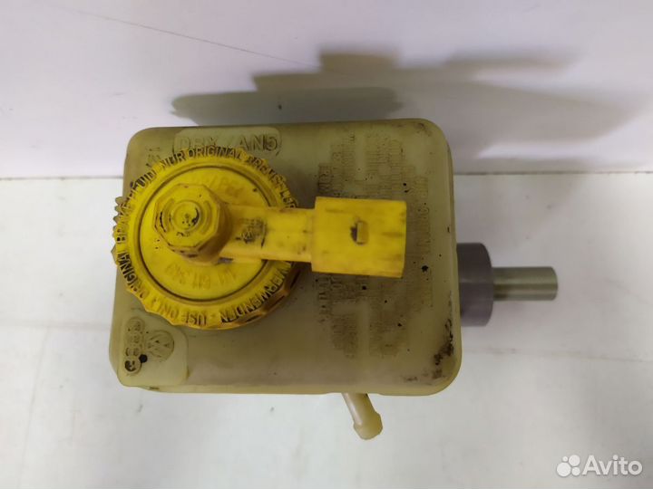 Цилиндр тормозной главный Octavia 1997-2000 1.8