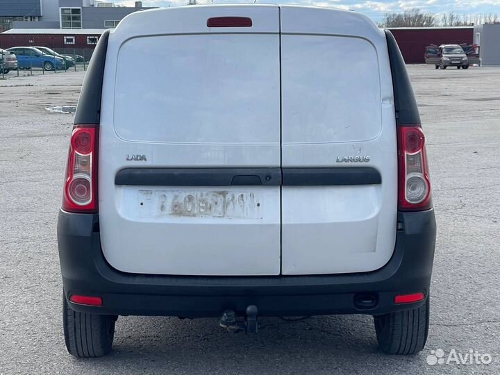 LADA Largus 1.6 МТ, 2013, 305 703 км