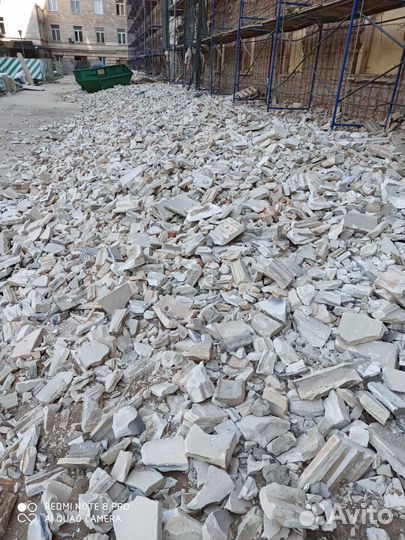 Бой кирпича отборный для основания дорог