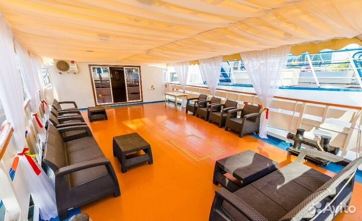 Аренда теплохода Дунай