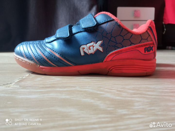 Детские футбольные бутсы 31 размер