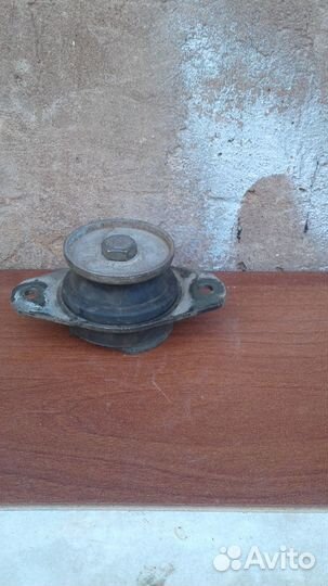 Правая опора двигателя Фиат альбеа