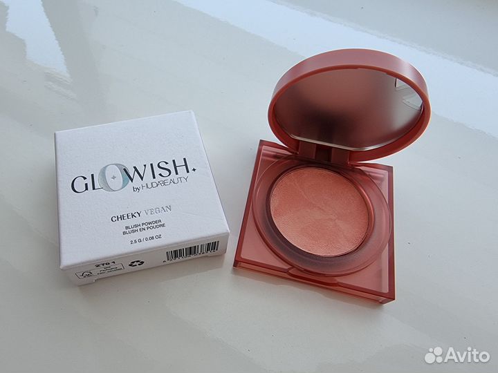 Huda Beauty Cheeky Vegan Healthy Peach