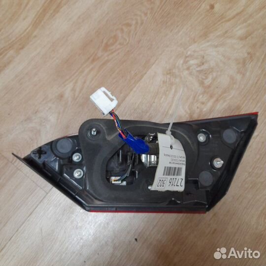 Фонарь внутренний левый Toyota Camry 70 2018-2021