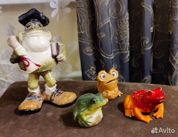 Лягушки в коллекцию фарфор, керамика