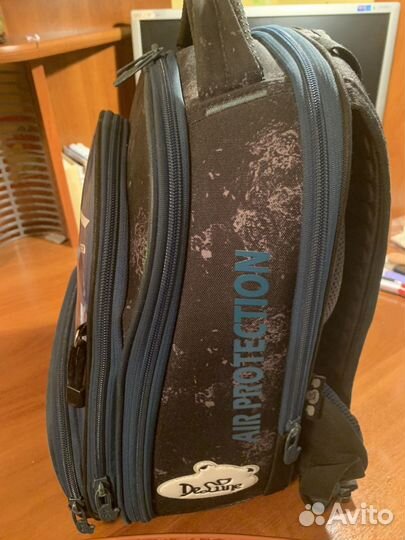 Школьный рюкзак