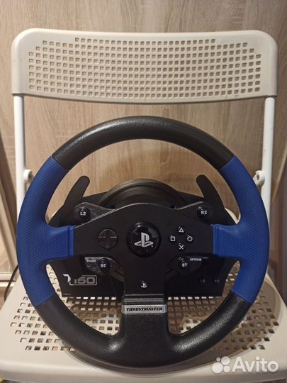 Игровой руль с педалями