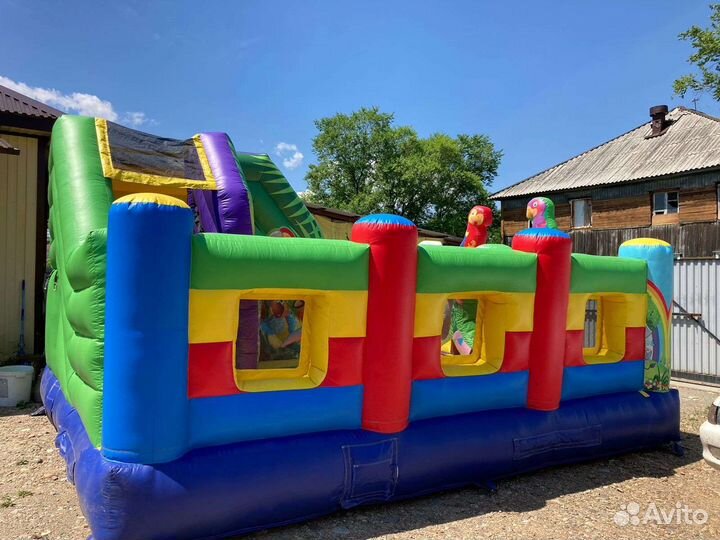 Детский надувной батут с горкой