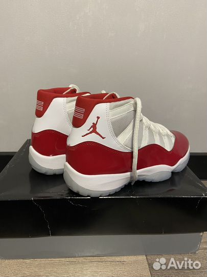 Кроссовки Nike Air Jordan 11 