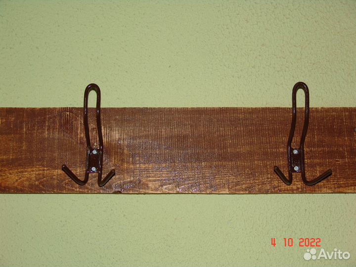 Крючки для вешалки