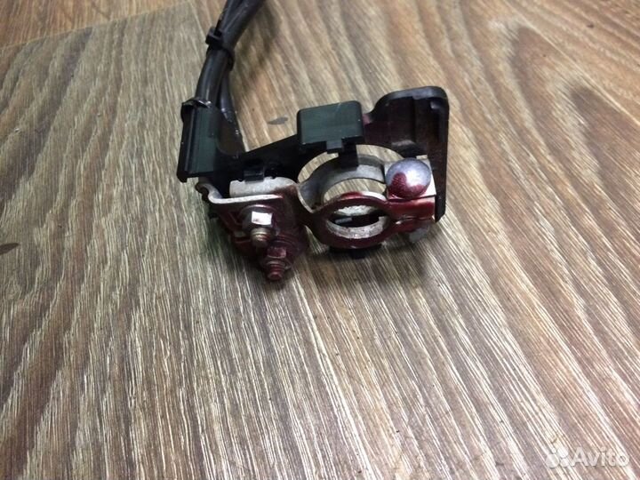 Клема аккумулятора плюс Hyundai Solaris 1, Kia Rio